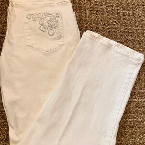 Chico's Platium White Jeans w/Silver Stitching & Button